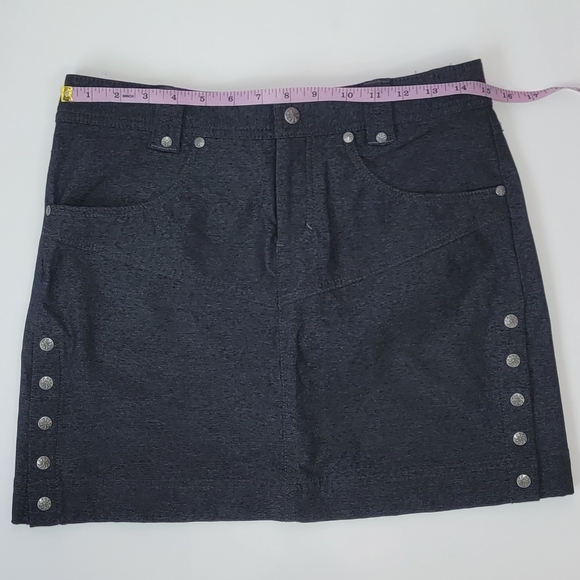 Athleta Take a Hike Side Snap Charcoal Grey Skirt/ 2. - Picture 5 of 11